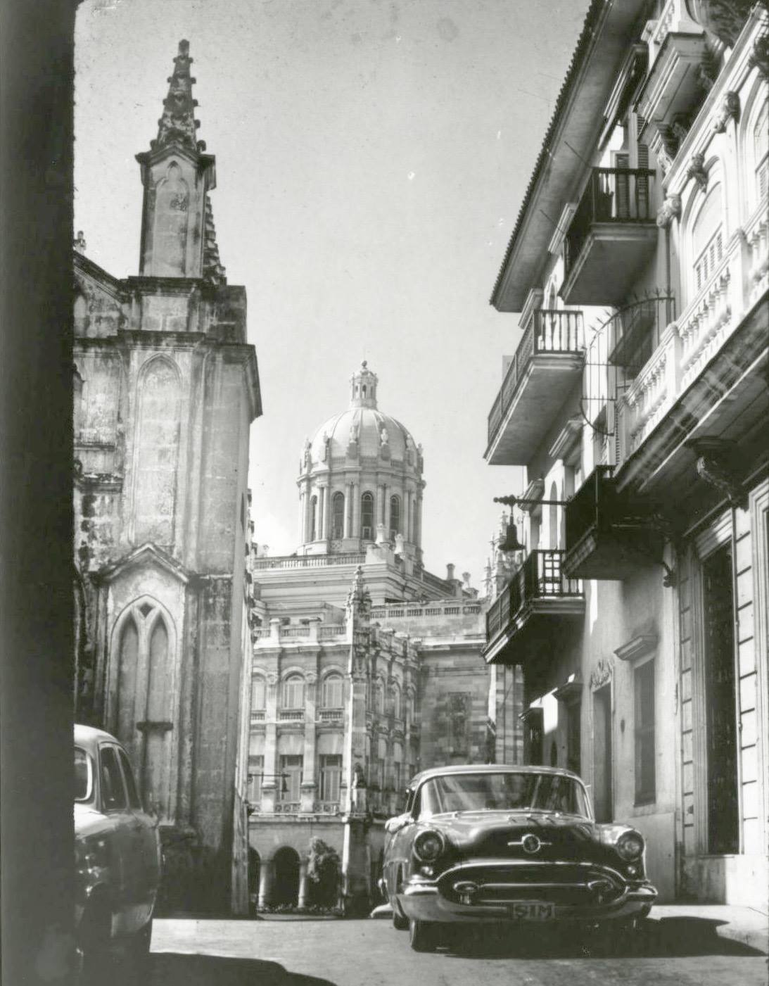 Calle que da al Palacio Presidencial, 1957