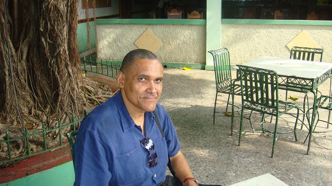 Jorge Olivera en la boca del lobo