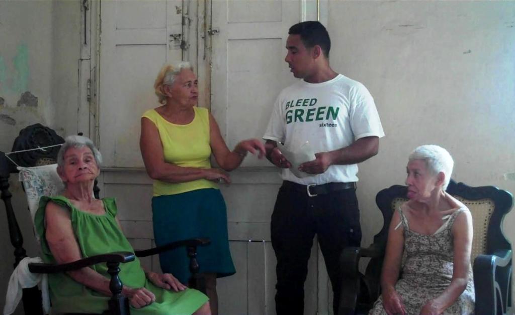 Ancianas sin asistencia social en Santiago de&nbsp;Cuba
