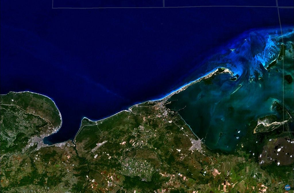 Varadero, desde el espacio y en la&nbsp;tierra