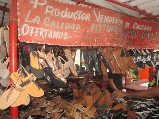 Calzado cubano, entre recuerdos y&nbsp;remiendos