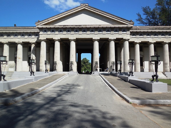 Cienfuegos y sus dos cementerios (II y&nbsp;final)