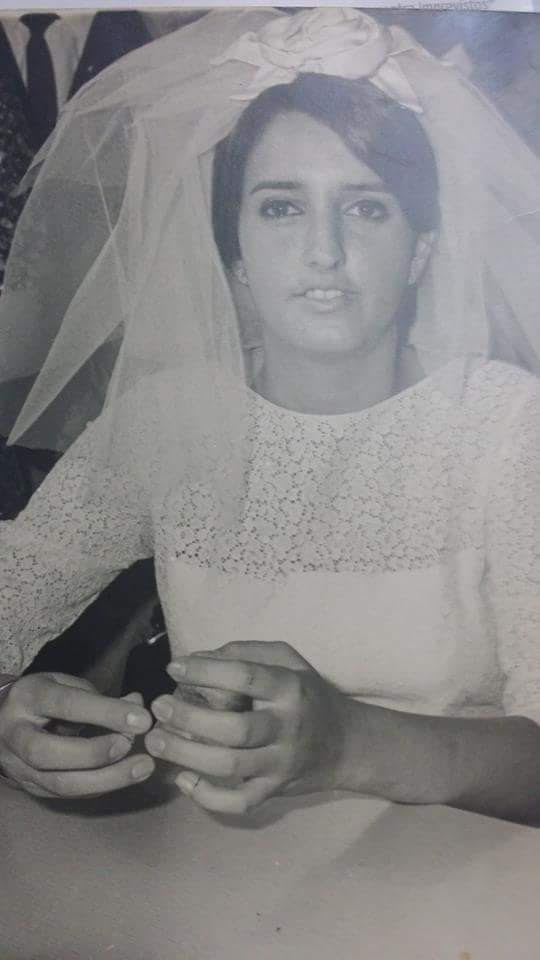 Mariana el día de su boda en diciembre de 1968 con Carlos Roque, el padre de Vivianne.